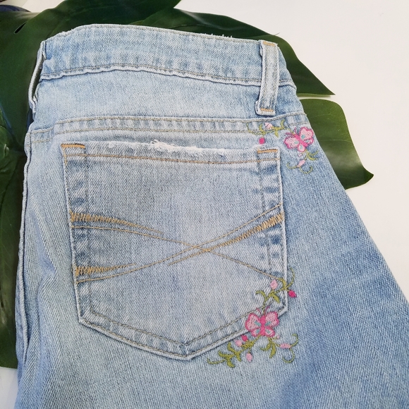 Y2K Aeropostale Super Flare Butterfly Frayed Jeans - Picture 10 of 11